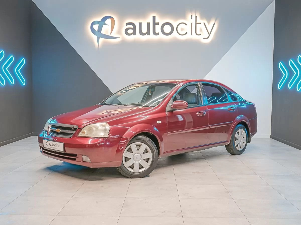 Chevrolet Lacetti 2008, (Красный) с пробегом 255 930 км в Новосибирске